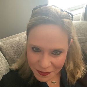 Meet your Posher, Stacy